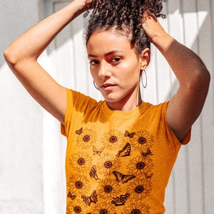 Sonnenblume Shirt Cottage Core Kleidung Gärten Shirt Save the Bees Plant Lady Earth Day Botanisches Shirt Bild 2