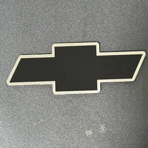 1998 - 2004 Chevrolet S10 2ND GEN Front Bowtie Emblem Version 2.0 Chrome & Black