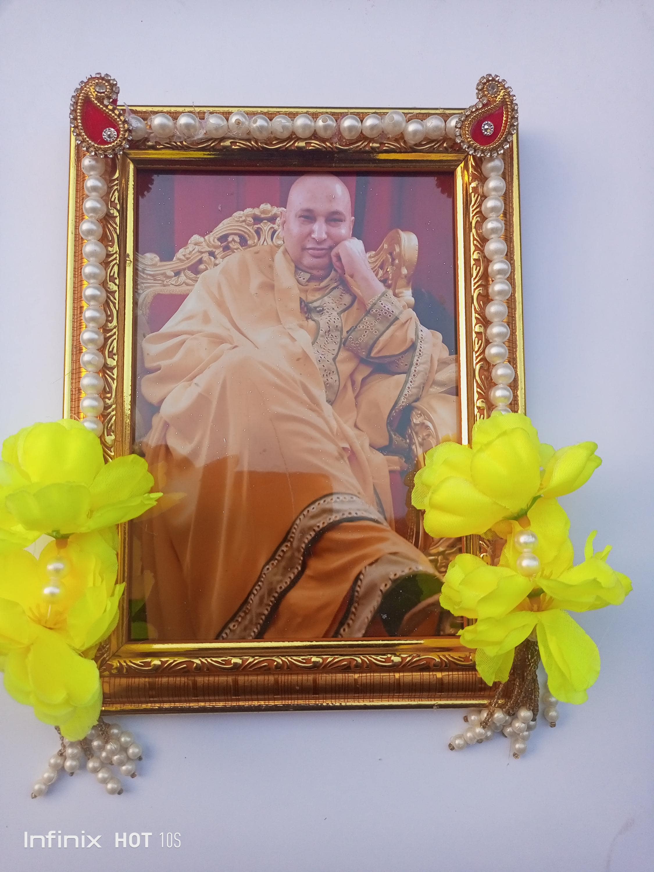 サ*キ様 refomed × sol guru guru FRESH MAN p 3x Guruji Swaroop /sukhrana /maharaj Golden Photo Frame, Hindu