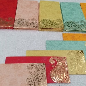 100x パーソナライズされた名前 - 幸運の願い - ペイズリーピーコック カスタマイズされたお金 現金 シャグン 封筒 - 結婚式の記念品 - ディワリ - ラムダン サガン イード サラミ ギフト
