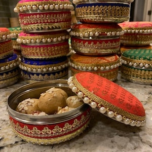 500Gm Moti Sweet Ladoo box-Thambulam-Eid Diwali Gifts-Nuts Mithai-Dry Fruits Bhaji Box-Hindu Punjabi wedding Favors-Return Gift For Pooja