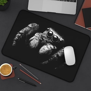 Cute Jumping Spider Desk Mat