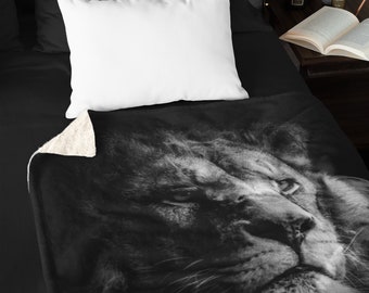 Black and White Male Lion Sherpa Fleece Blanket
