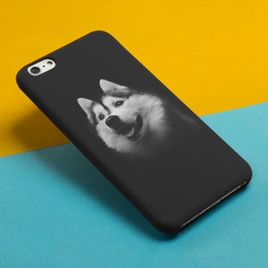 Black and White Portrait of Husky Smart Phone Case