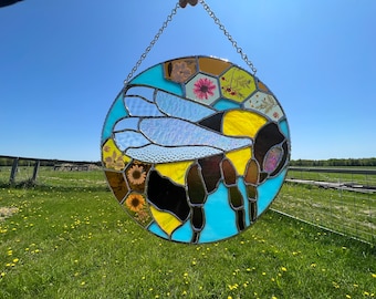 Honey Bee Honey Comb Pressed Flowers Stained Glass Sun catcher iridescent dichroic glass garden home decor wildflowers summer