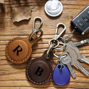 Personalised AirTag Case, Leather AirTag holder case Keyfob Key Ring, Engraved and Handmade Leather, Customised AirTag Case