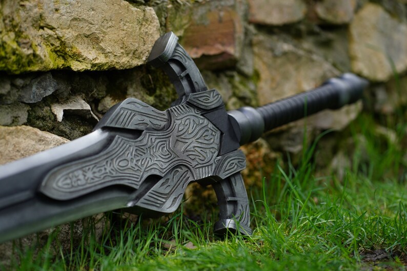 Dark Souls Black Knight Weapons