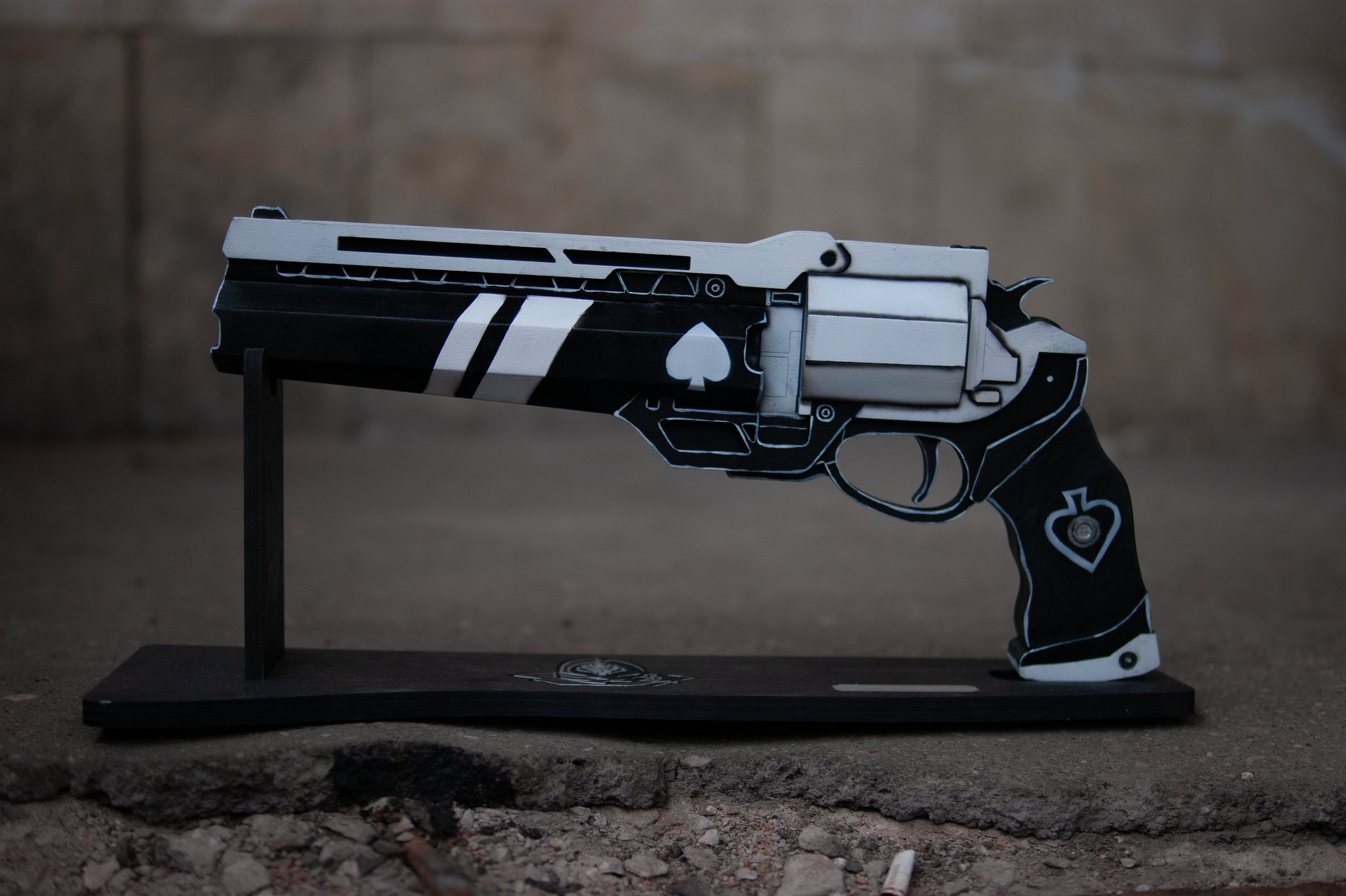 Ace of Spades / Destiny Hand Canon / Cayde 6 Revolver / Das Etsy