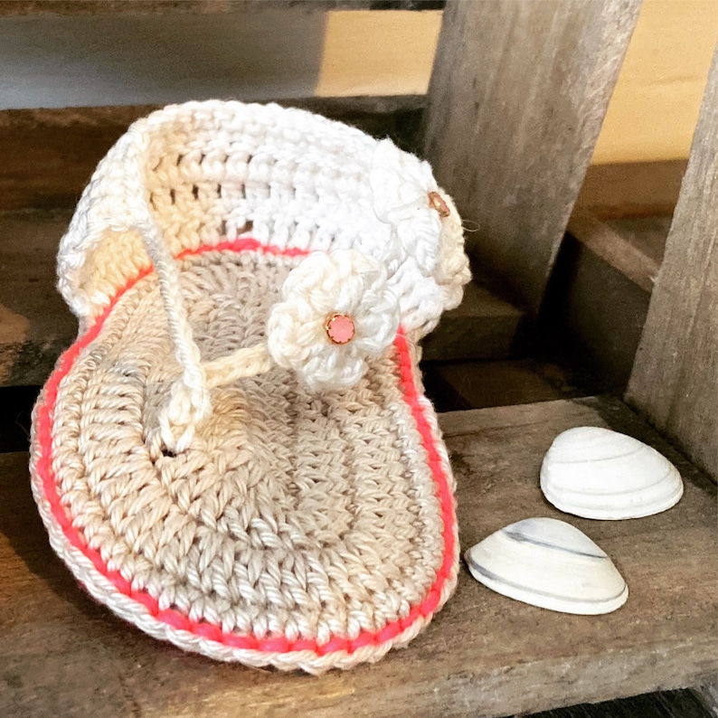 Handmade baby slippers shoes