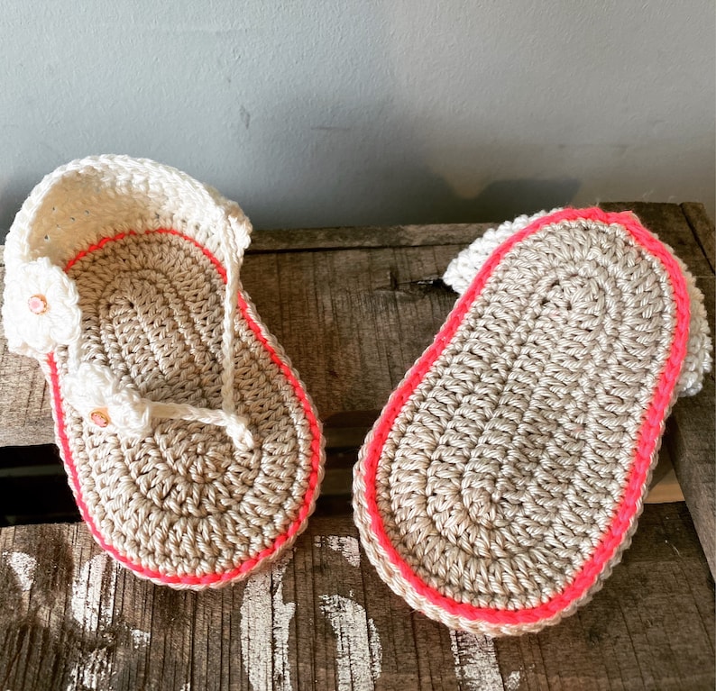 Handmade baby slippers shoes