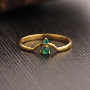 Green Onyx Ring - Gemstone Ring - Round Onyx Ring - December Birthstone - Stackable Ring, Stacking Ring, Dainty Ring