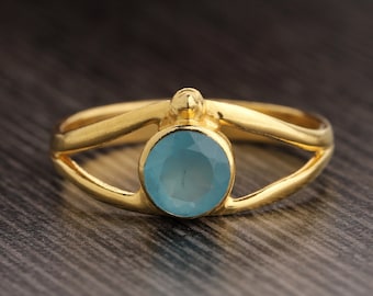 Blue Chalcedony Ring,Round Calcedony Ring,Gold Ring,Round Cut Ring,Gold Dot Stackable Ring,Aqua blue Chalcedony Birthstone Handmade Ring