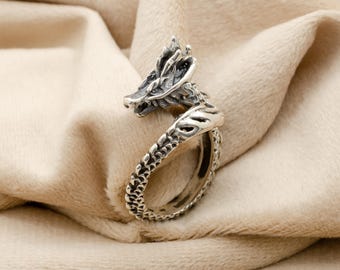 Handcrafted Dragon Ring, 925 Sterling Silver Ring, Detailed Dragon Head Band, Fantasy Gothic Ring, Medieval Style Jewelry, Gift for Him