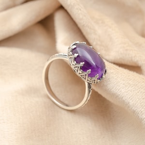 Cabochon Amethyst Ring, Unique Oval Amethyst Ring, Antique Jewelry For Women, Statement Jewelry, Solitaire Ring, Sterling Silver Ring Gift