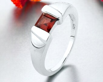 Natural Garnet Ring, 925 Sterling Silver Ring, Handmade Ring, Dainty Ring, Bohemian Ring, Anniversary Ring, January Birthstone Ring, Gift