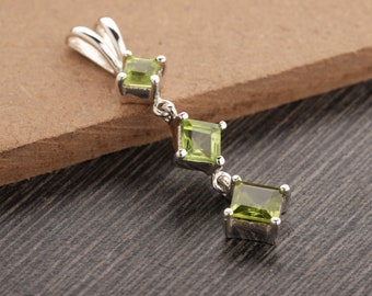 Dainty Peridot Pendant, Sterling Silver Peridot Necklace Peridot - Prong setting Pendant