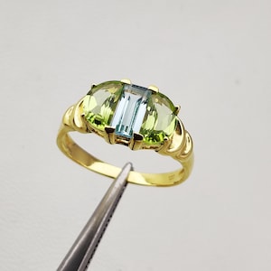 Blue Topaz Peridot Ring, Crescent Moon Ring, December August Birthstone, Unique Modern Ring, Sterling Silver, Gift For Her