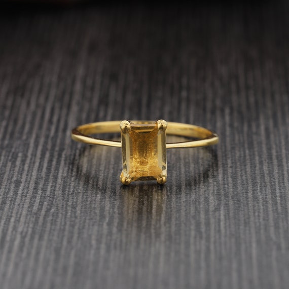Bague En Or 18 Carats Avec Citrine - Forme Serpent - Poids 2,60g - Taille 56 - Occasion