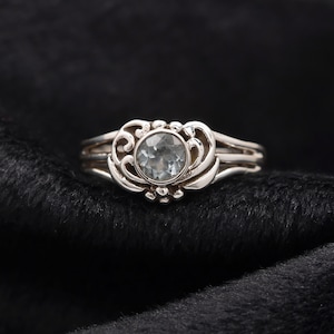 Minimal Sky Blue Topaz Handmade Silver Gemstone Ring, Statement Ring, Solitaire Ring, 925 Sterling Silver Ring, Christmas Gift For Her