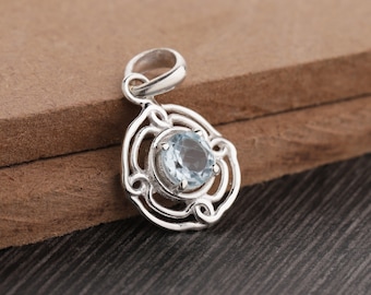 Blue topaz pendant, 6×6mm Round Pendant Blue topaz Round Designer pendant, December birthstone, unique pendant Blue Topaz silver necklace
