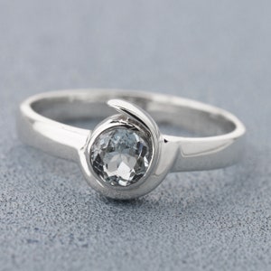 Blue Topaz Gemstone Ring - 925 Sterling Silver Blue Topaz Ring - Handcrafted Ring - Sky Blue Color Stone And Silver Color Ring
