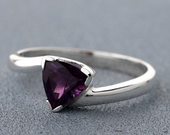 Amethyst Ring- Amethyst Gemstone Ring- February Birthstone Ring- Trillion Cut Amethyst Ring - 925 sterling silver