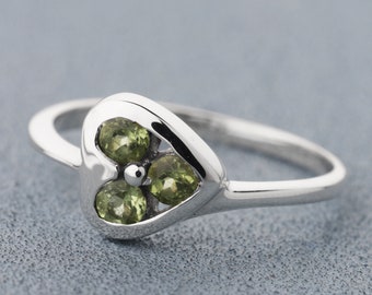 Peridot Heart Silver Ring, Natural Peridot Multi Gemstone Ring Peridot Stacking minimalist Ring