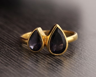 iolite gemstone ring, iolite gold ring, iolite pear ring, iolite stacking ring, iolite multi stone ring