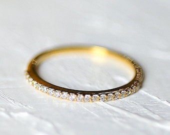 Zarte dünne Ring, jeden Tag tragen Ring, Ehering, Ring für sie, kleine kleine Gold Ring, dünne Verlobungsring, 14 k Gold gefüllt Ring
