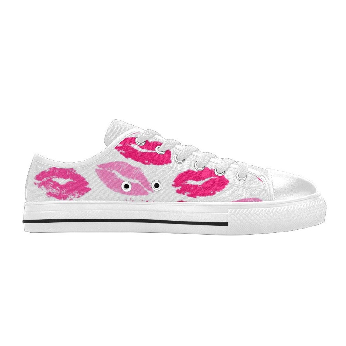 converse with red lips