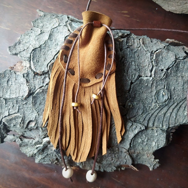 Leather Medicine Bag, Medicine Pouch, Bag for talismans, Small suede bag for an amulet or talisman, Medicine Bag necklace