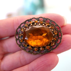 1930&#39;s Glass Rhinestone Citrine Filigree Brooch - Vintage Jewelry, Vintage Brooch, Mid Century Brooch, 1920&#39;s, 1930&#39;s style