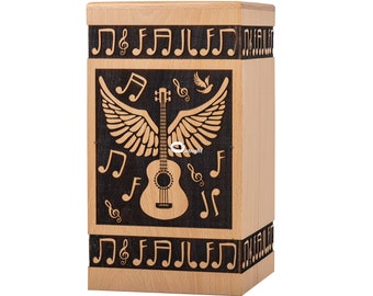 Urna funeraria de madera maciza de palisandro personalizada para adultos, con nombre y fechas grabados.