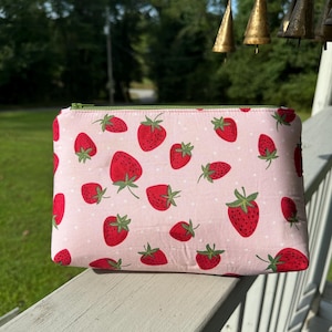 Strawberry makeup bag, strawberries travel pouch, coquette pouch, strawberry project bag