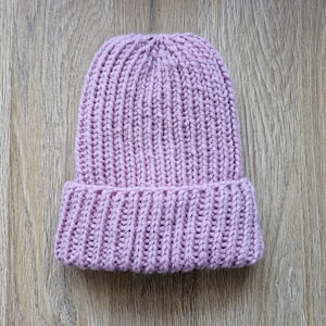 Gorro de malha rosa rosa