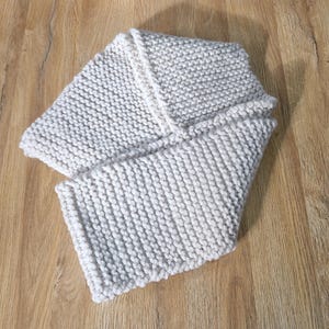 Warm Winter Scarf / Chunky Knit Scarf / Cream Scarf / Handmade Wool Scarf / Women&#39;s Scarves