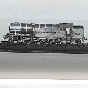 Catálogo de leilão da Christie's de belas locomotivas a vapor históricas em tamanho real e modelos, navios datados de 1978 Midland Scottish Cart