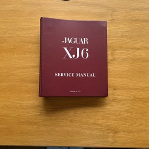 Vintage Jaguar XJ6 Service Manual E.155 | Original Factory Workshop Manual in Ring Binder | 1970s