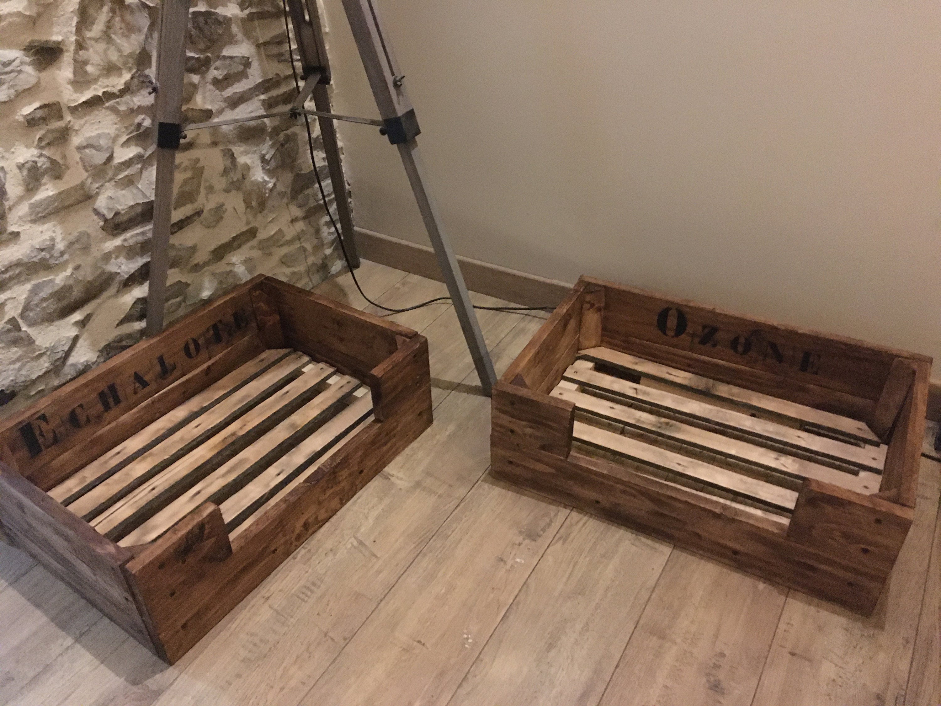 Panier à Chien/Chat en Bois Récup