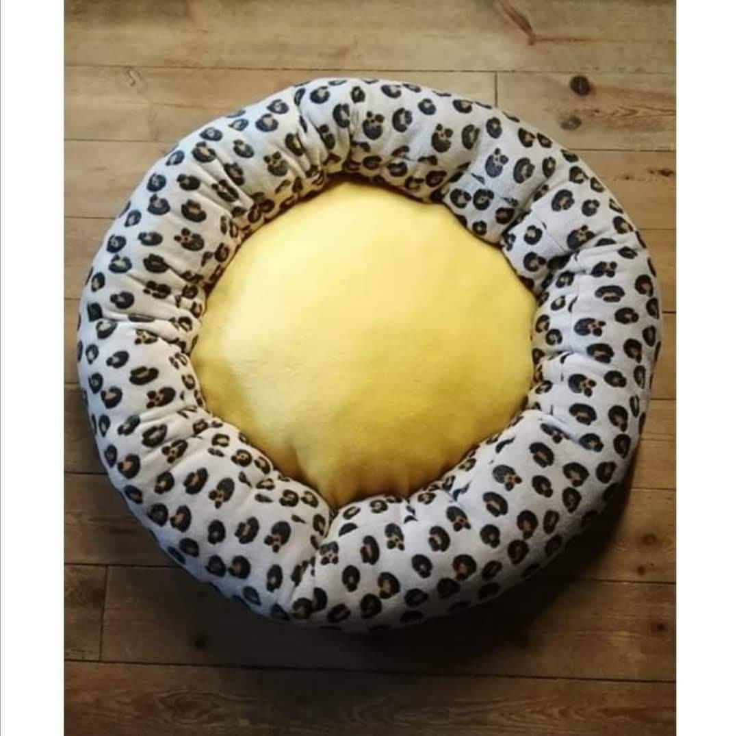 Niche Pour Chien et Chat, en Doudou.