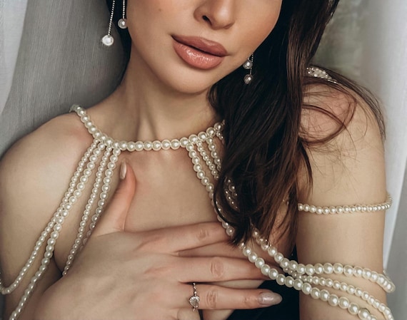 Pearl Shoulder Body Chain: Elegant Bridal Cape Jewelry