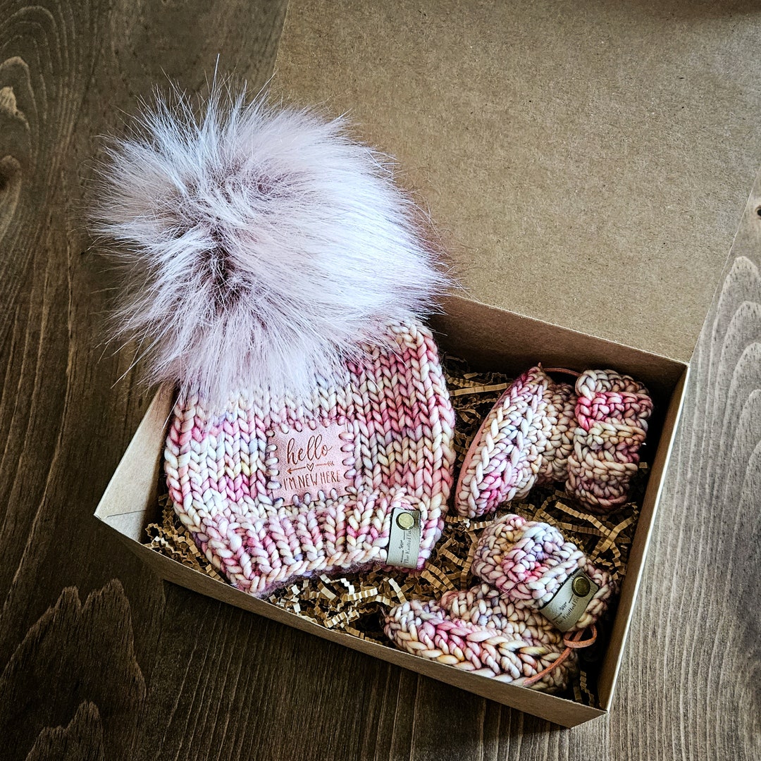 Welcome Baby Set | Baby Girl | Luxury Baby | Luxury Booties | Wool ...