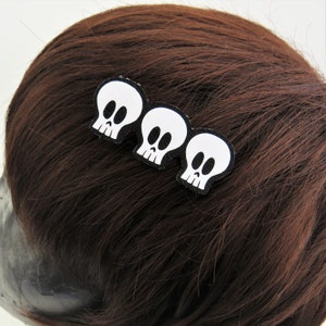 Pastel Goth Skull Hair Clip