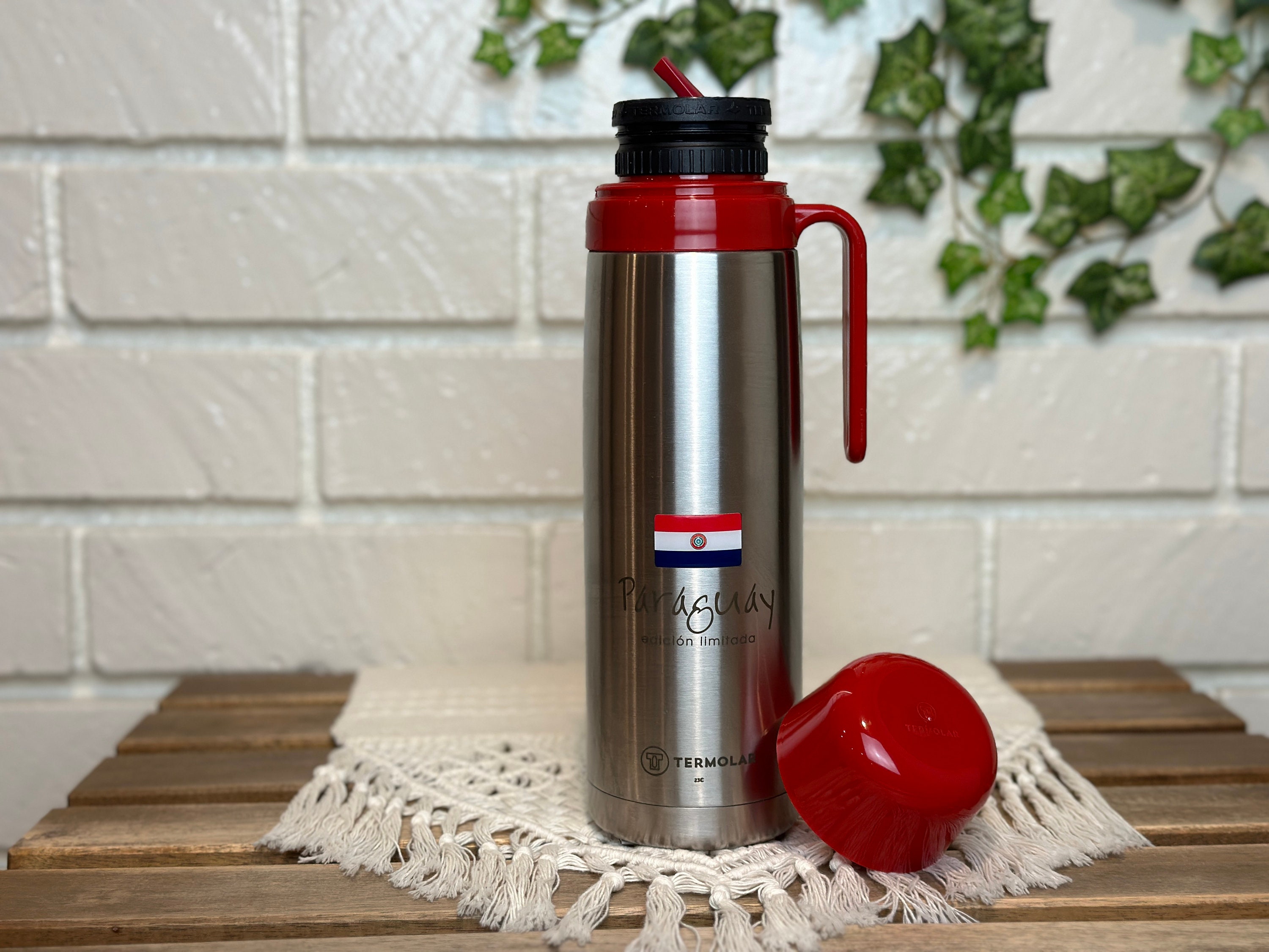 2 l water bottle with straw 2 Liter Water Bottle with Straw – Top Super Deals