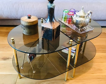 Beautiful set of vintage, half-round brass side tables / flower tables / coffee tables / bedside tables from the 70s; as good as new;