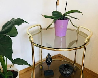 Hollywood Regency bar cart / serving cart / tea cart from the 70s in gold