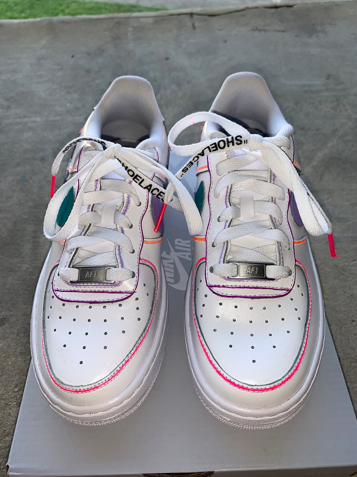 swoosh do air force 1