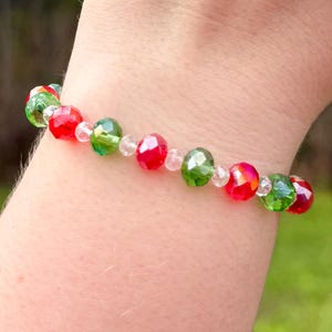 Christmas Red/White/Green Gem Stretch Bracelet | Christmas Bracelet | Christmas Jewelry