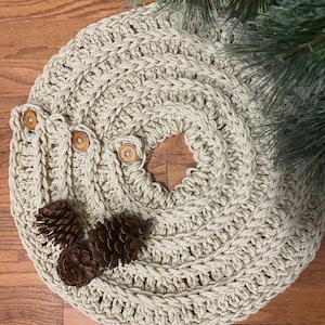 Farmhouse Christmas Tree Skirt / Crochet Rustic Christmas Tree Skirt / Chunky Knit Tree Skirt image 8