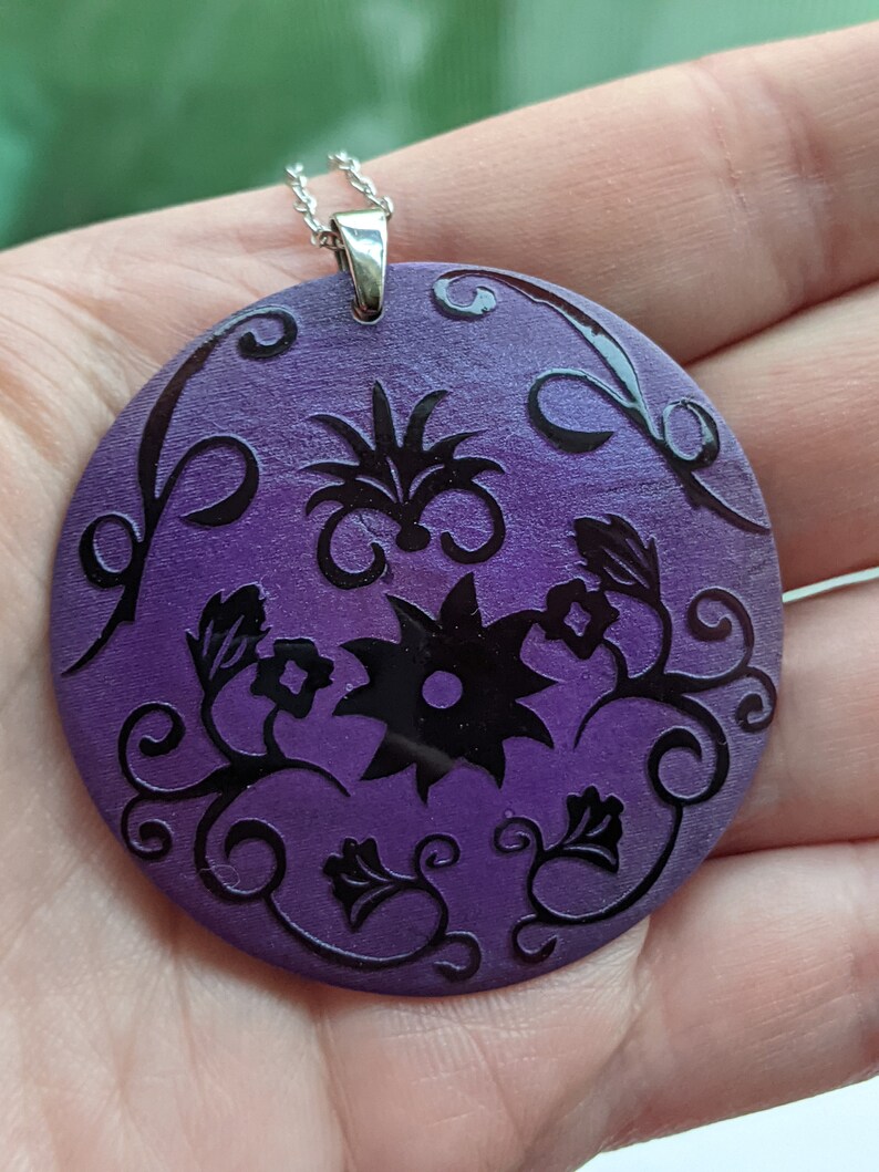 black pen shell purple flowers natural Focal